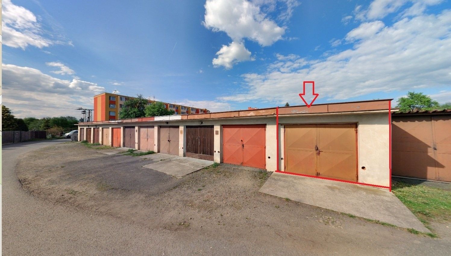 Garáže, Lešná, 24 m²