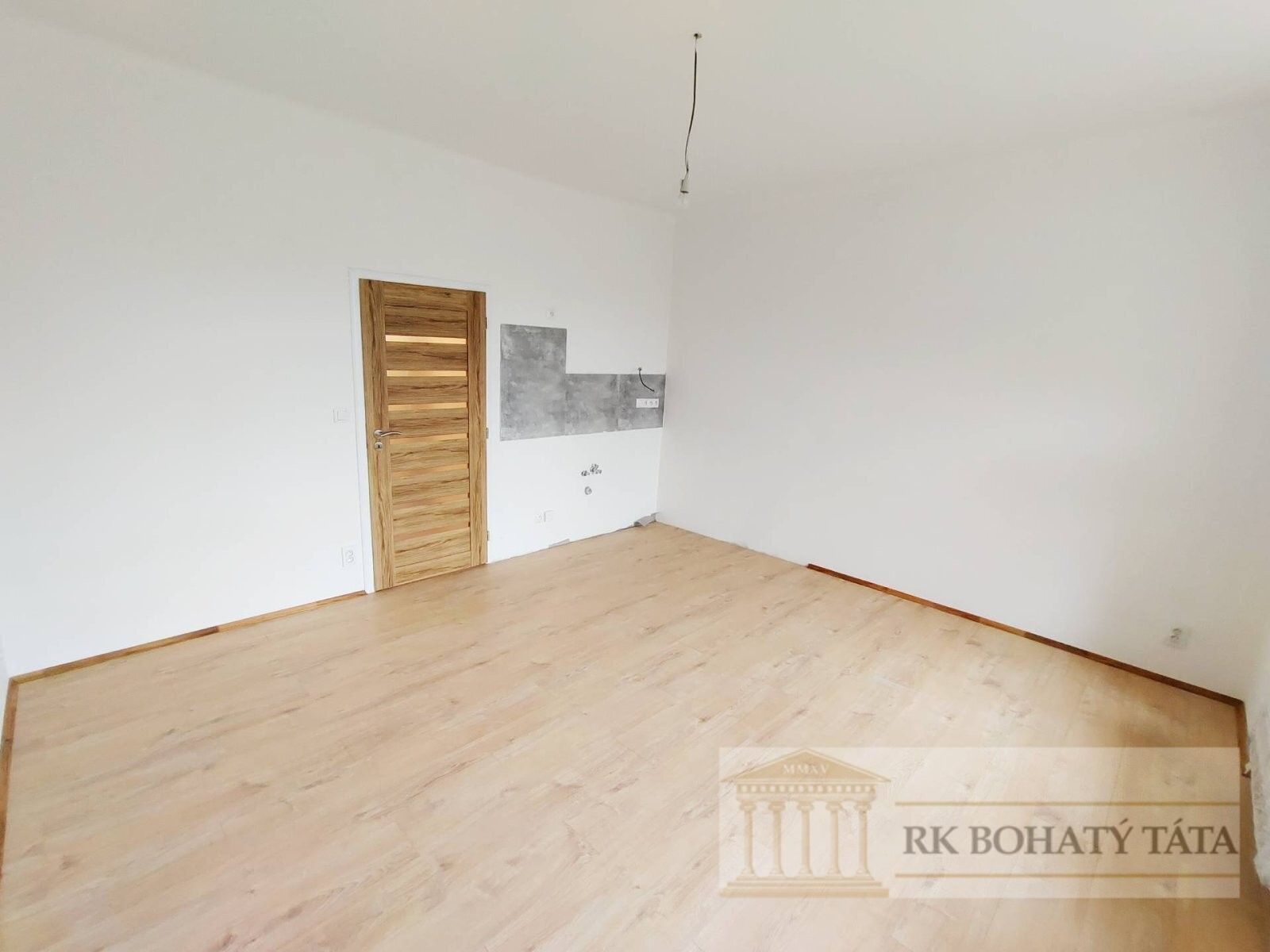 Pronájem byt 1+kk - Nad hradním potokem, Praha, 33 m²