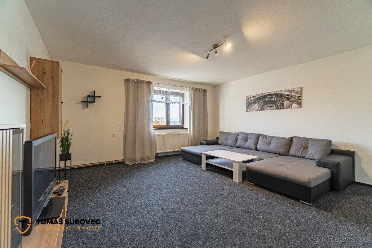 2+1, Uherský Brod, 688 01, 84 m²