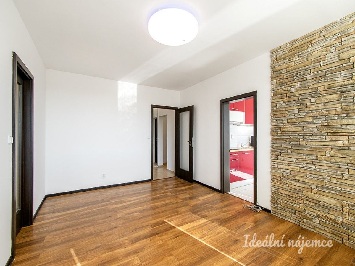 Pronájem byt 3+1 - Jablonecká, Praha, 65 m²