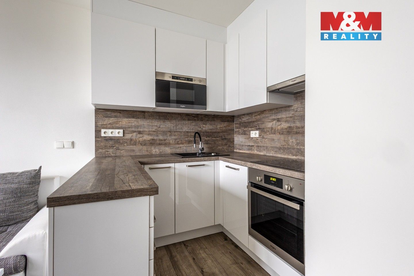 2+kk, Sídliště, Cvikov, 43 m²