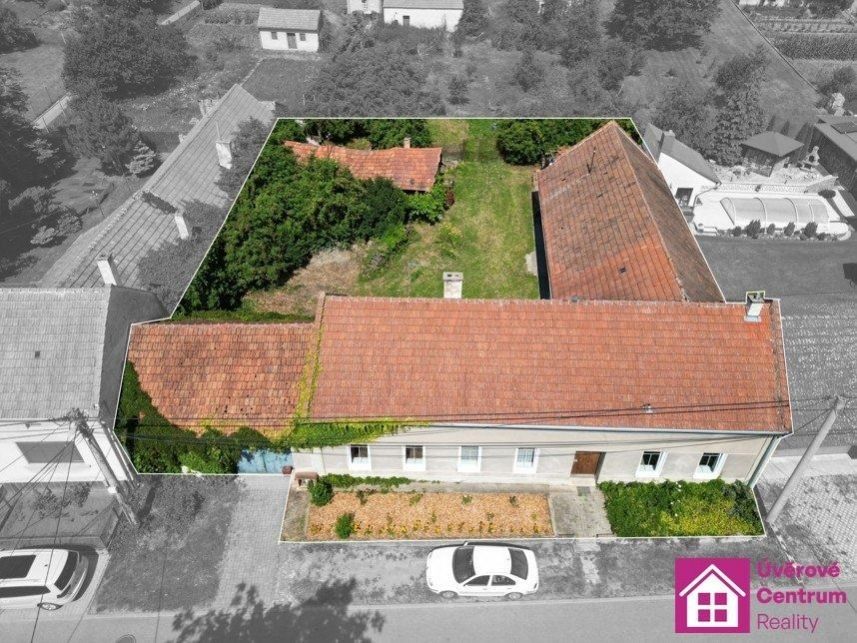 Pronájem rodinný dům - Rybáře, Týnec, 208 m²