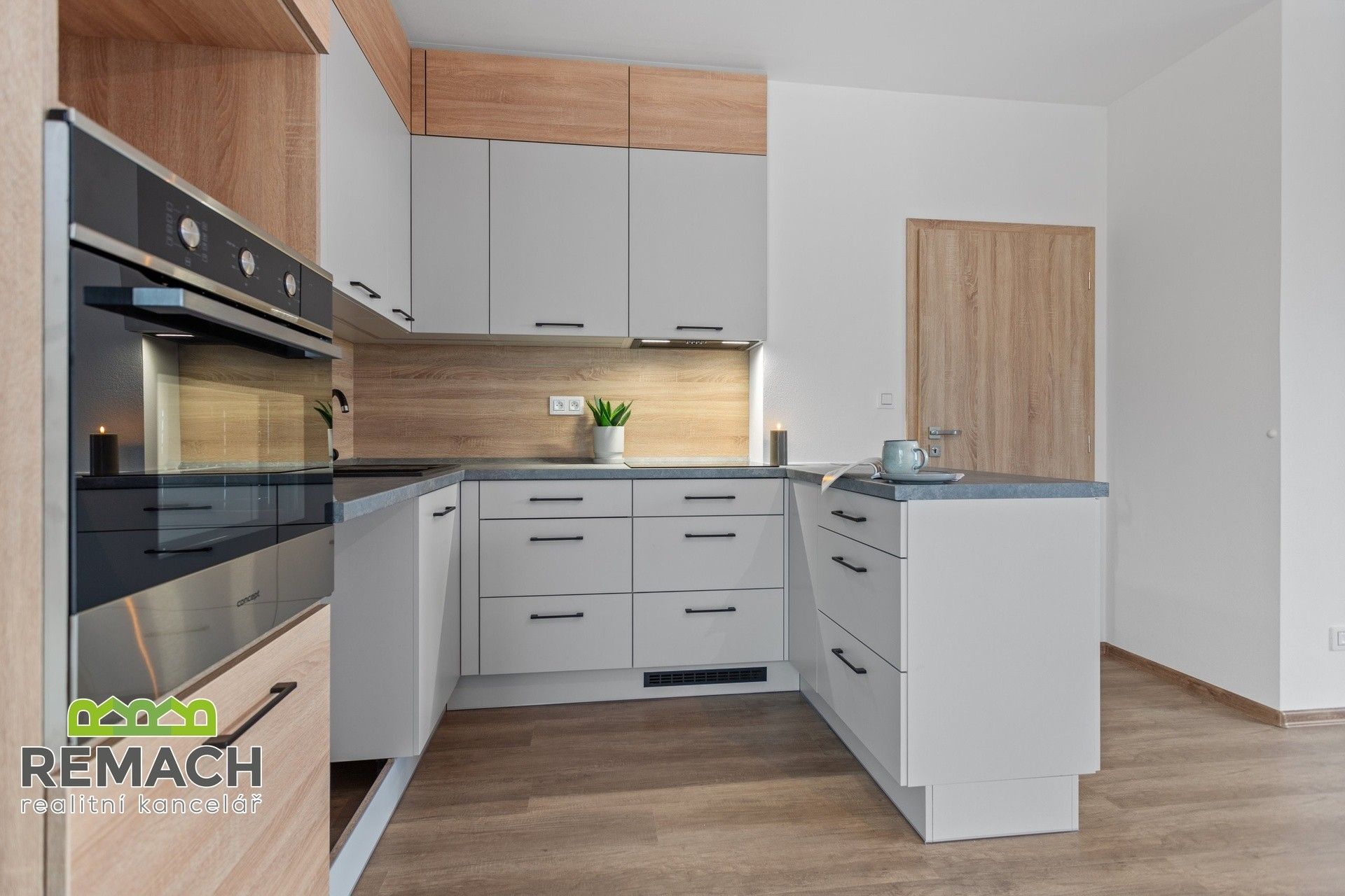 2+kk, Bartoňova, Náchod, 61 m²