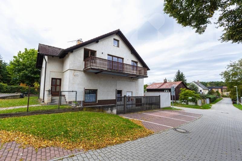 Rodinné domy, Opočínská, Praha, 301 m²