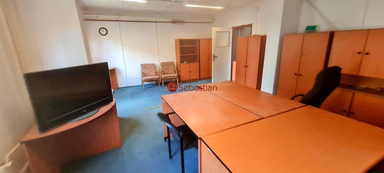 Kanceláře, V Mlejnku, Hradec Králové, 50 m²