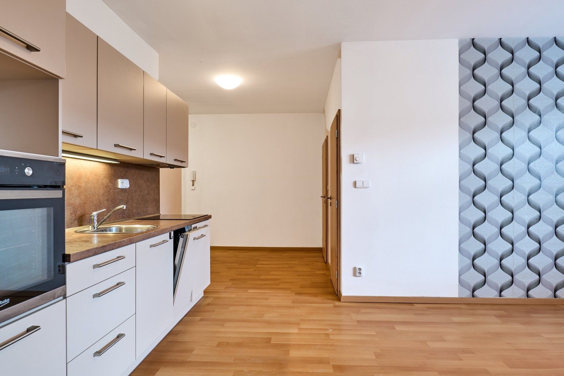 Prodej byt 2+kk - Přemysla Otakara, Chrudim, 72 m²