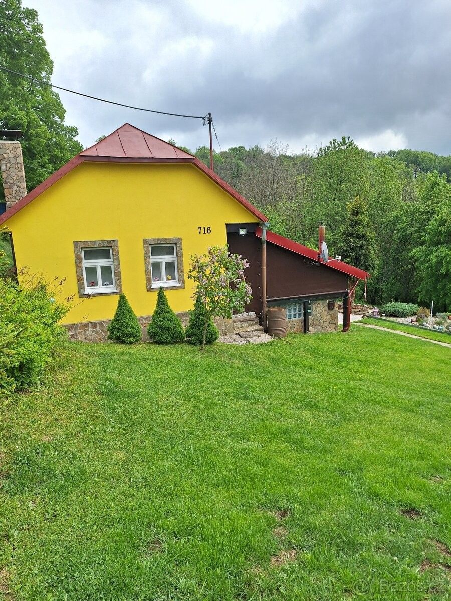 Chaty, Starý Hrozenkov, 687 74, 742 m²