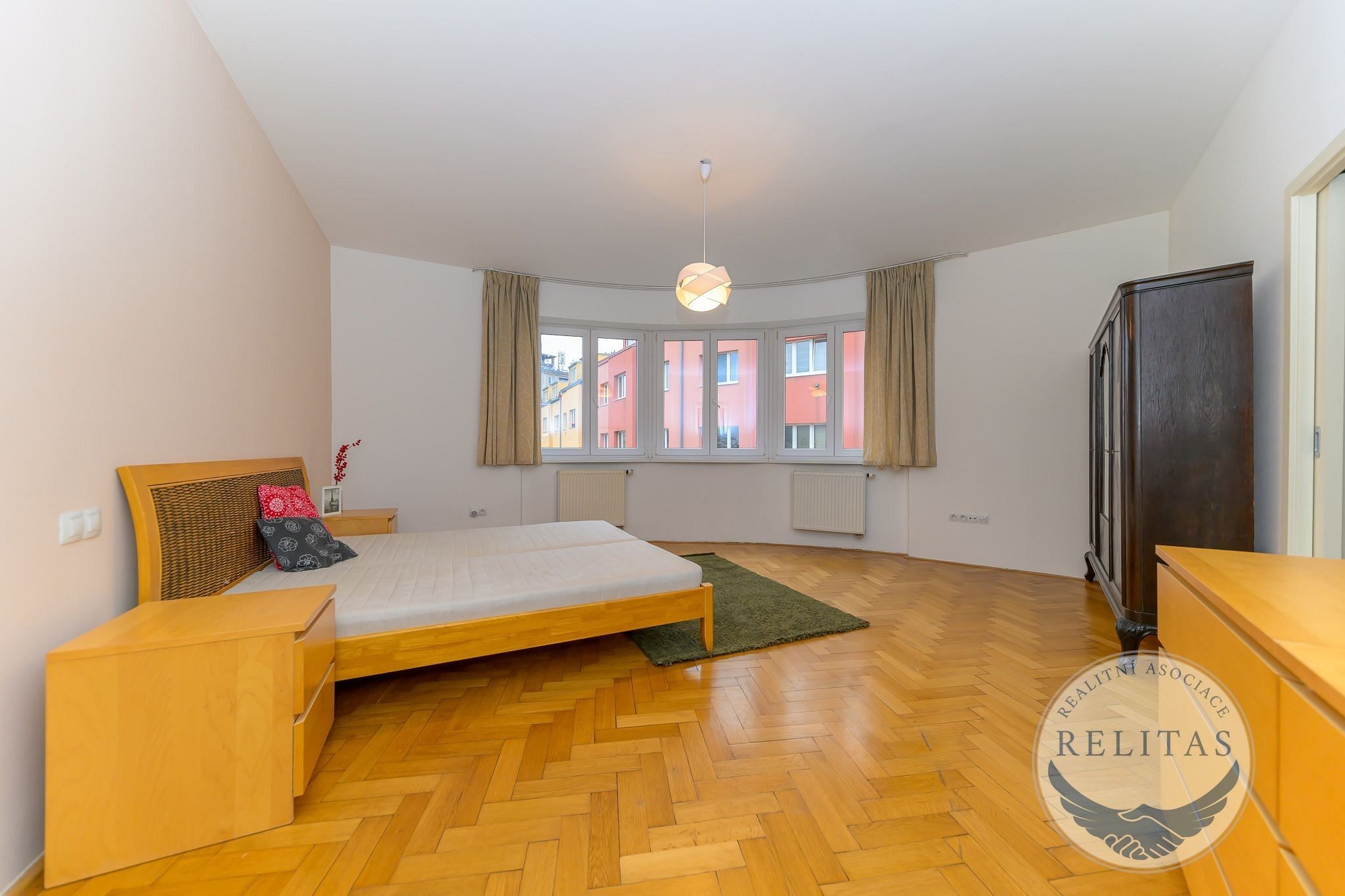 Prodej byt 3+kk - Sdružení, Praha, 83 m²