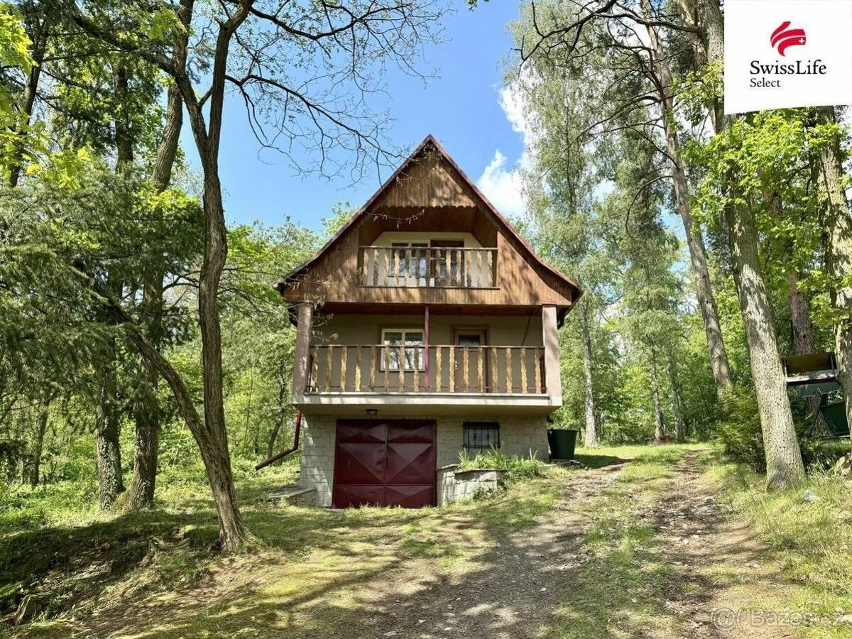 Chaty, Štěnovice, 332 09, 100 m²