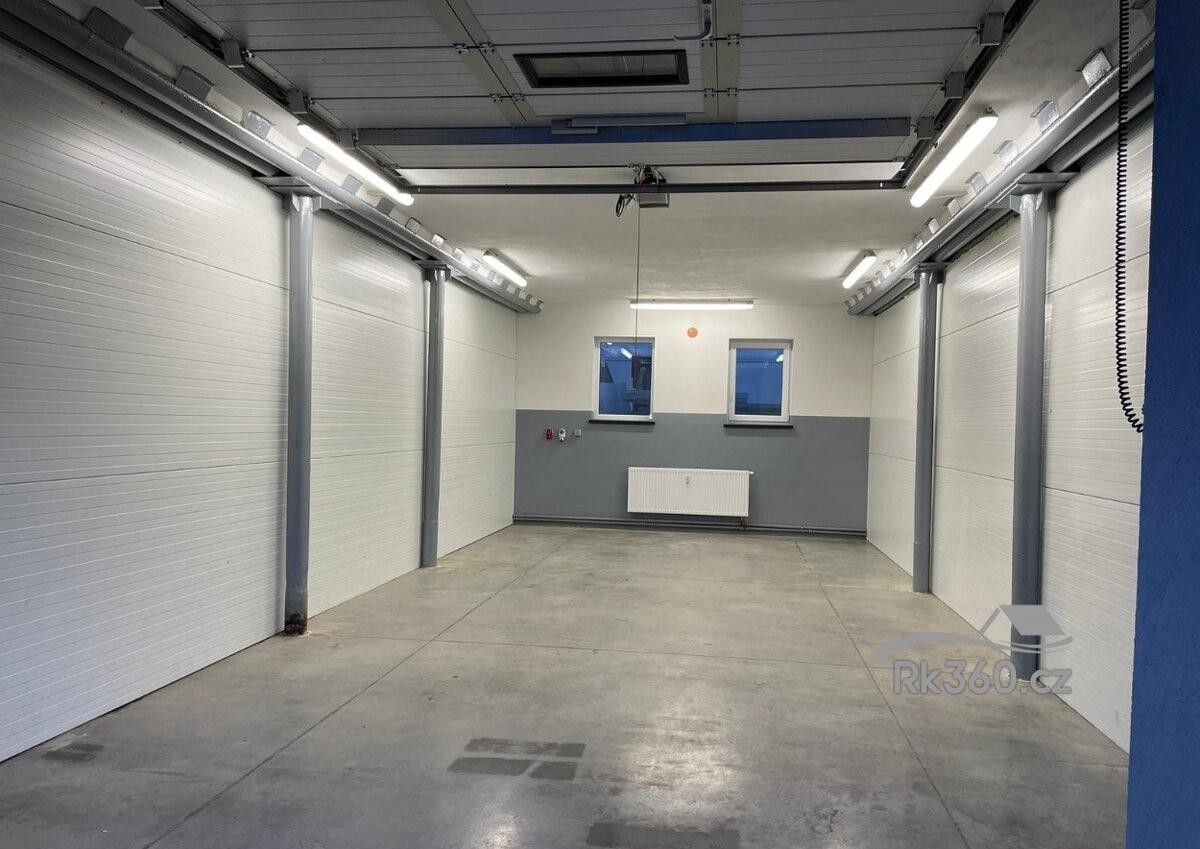 Sklady, Pod Kabáticí, Frýdek-Místek, 50 m²