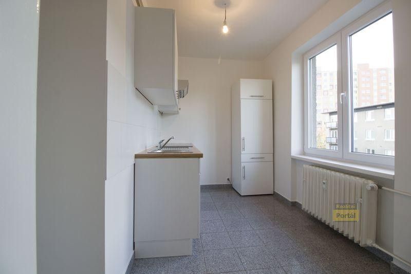 Prodej byt 2+1 - Buková, Praha, 53 m²