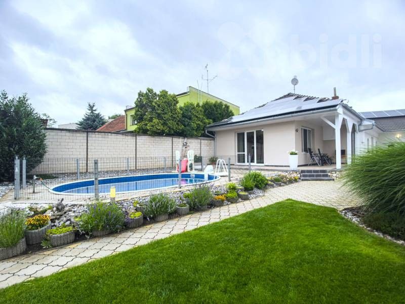 Rodinné domy, Hřbitovní, Velké Bílovice, 260 m²