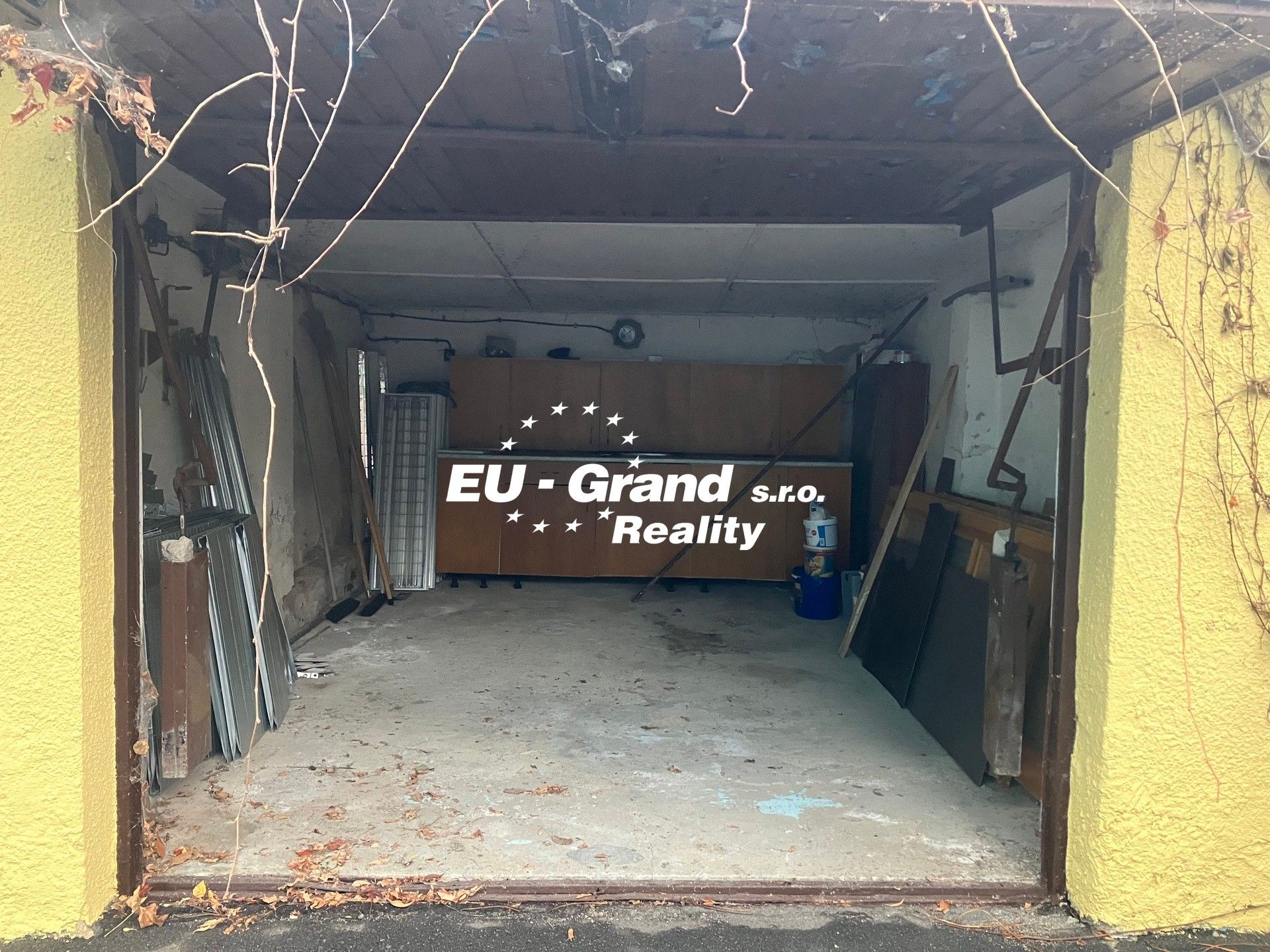 Garáže, 5. května, Varnsdorf, 22 m²