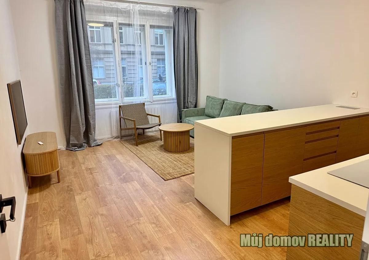 Pronájem byt 2+kk - Zikova, Praha, 69 m²