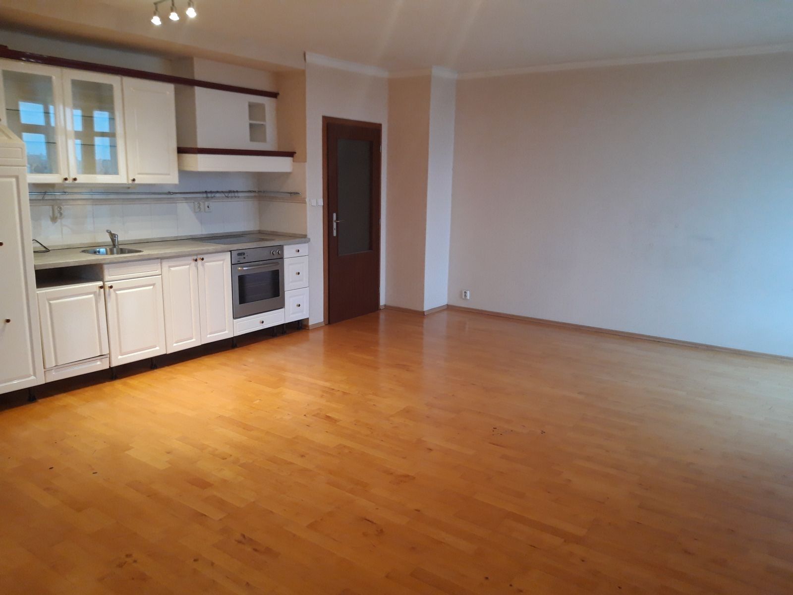 2+kk, Vinohradská, Praha, 55 m²