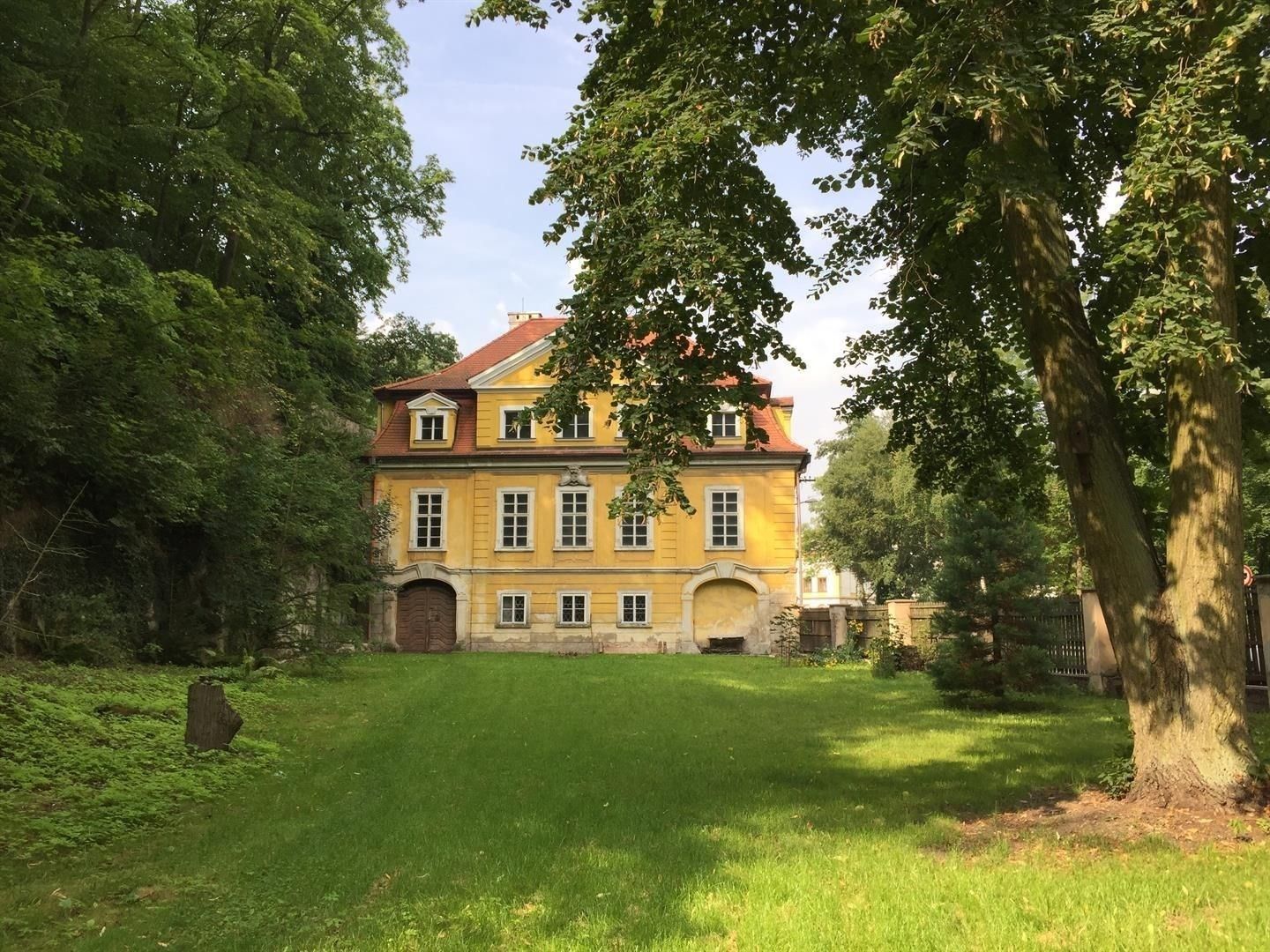 Zahrady, Vinecká, Mladá Boleslav, 1 000 m²