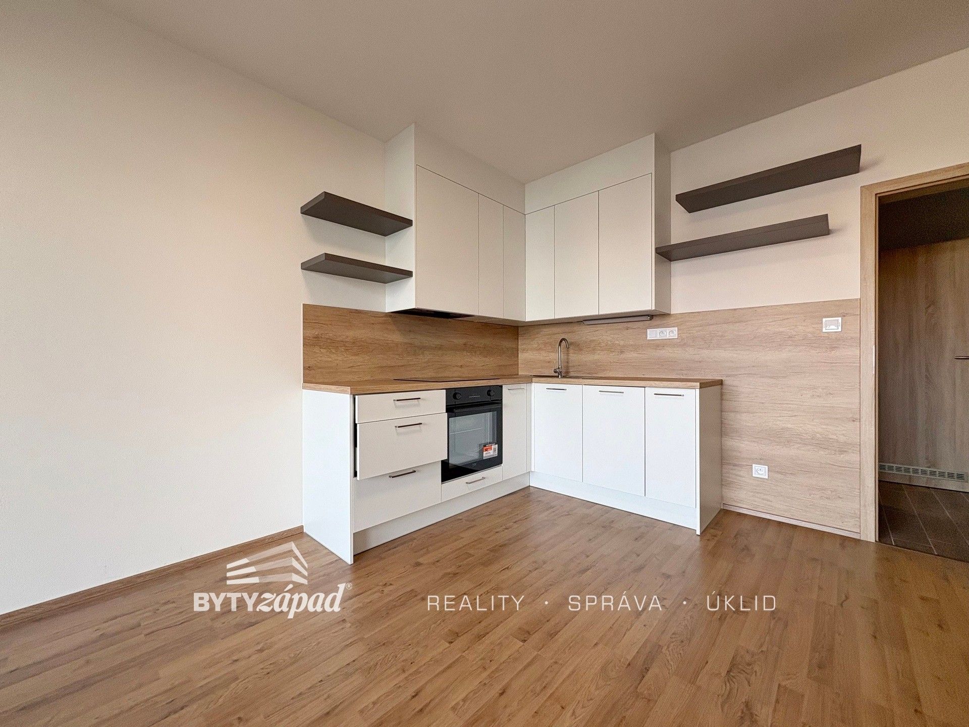 2+kk, Poděbradova, Plzeň, 55 m²