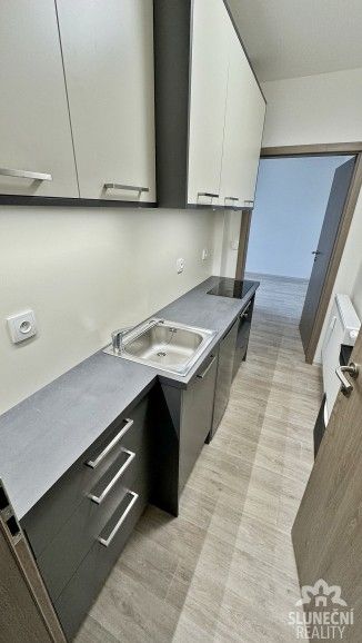 Pronájem byt 1+kk - Uherský Ostroh, 687 24, 27 m²