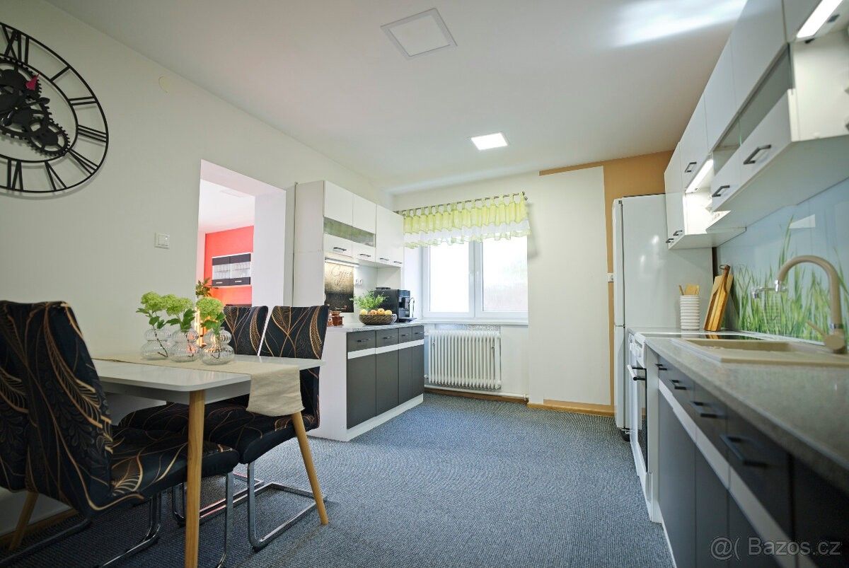 Rodinné domy, Bojkovice, 687 71