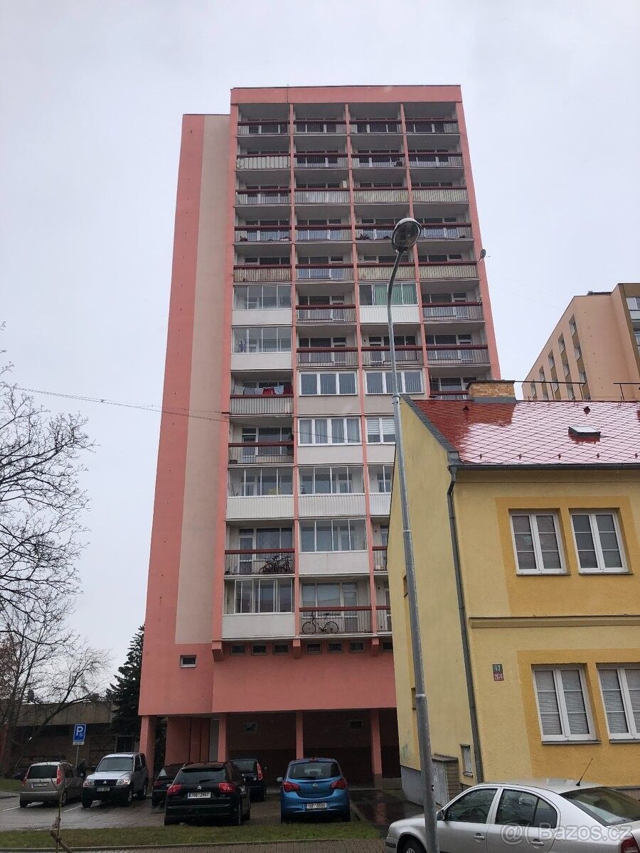 2+1, Chomutov, 430 03, 59 m²