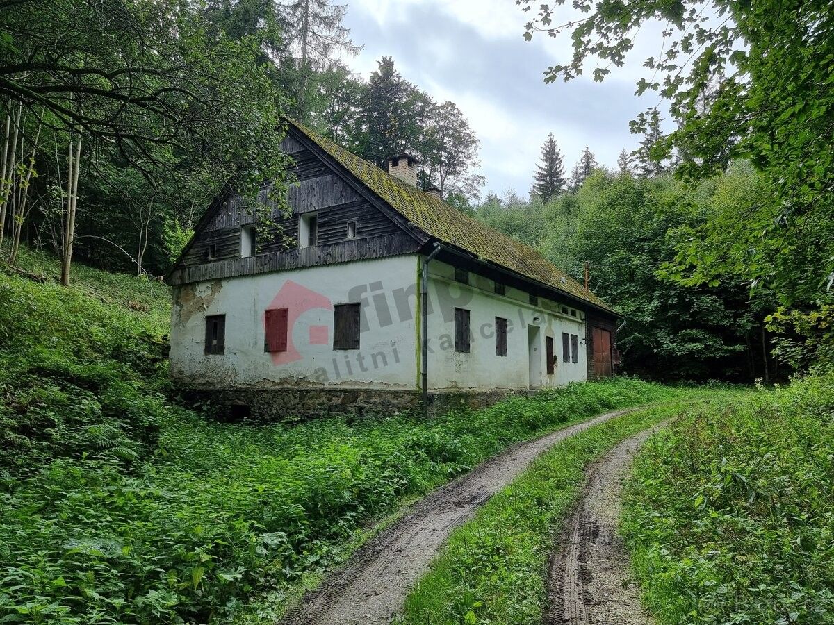 Chaty, Žulová, 790 65, 150 m²