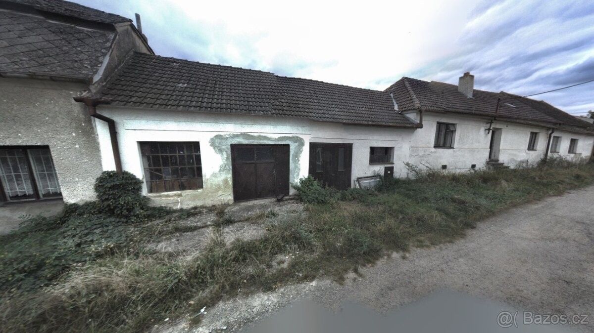 Rodinné domy, Jiřice u Miroslavi, 671 78