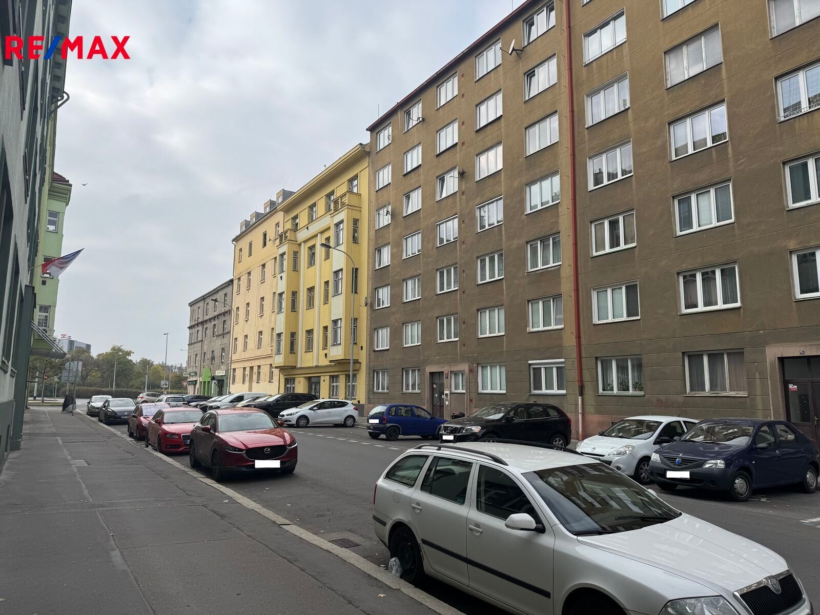 Prodej byt 2+1 - Drahobejlova, Praha, 50 m²