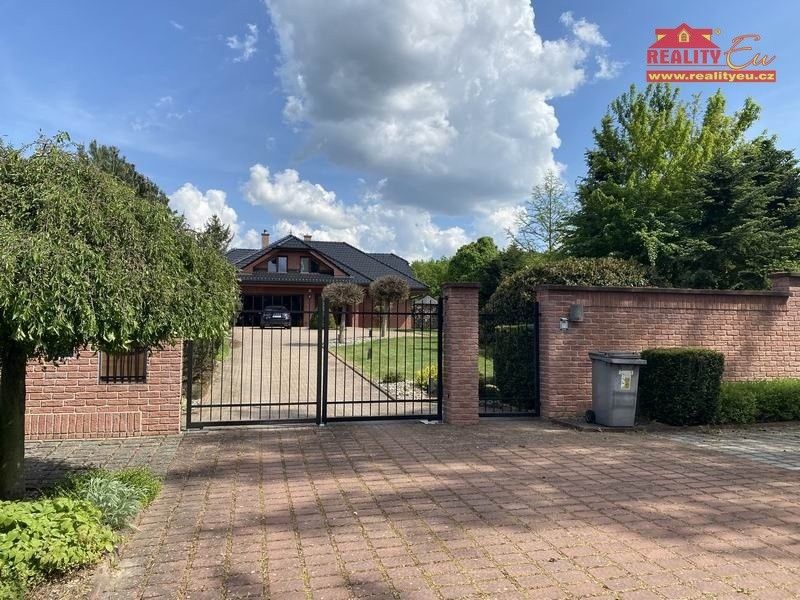 Prodej rodinný dům - Havelkova, Loštice, 390 m²