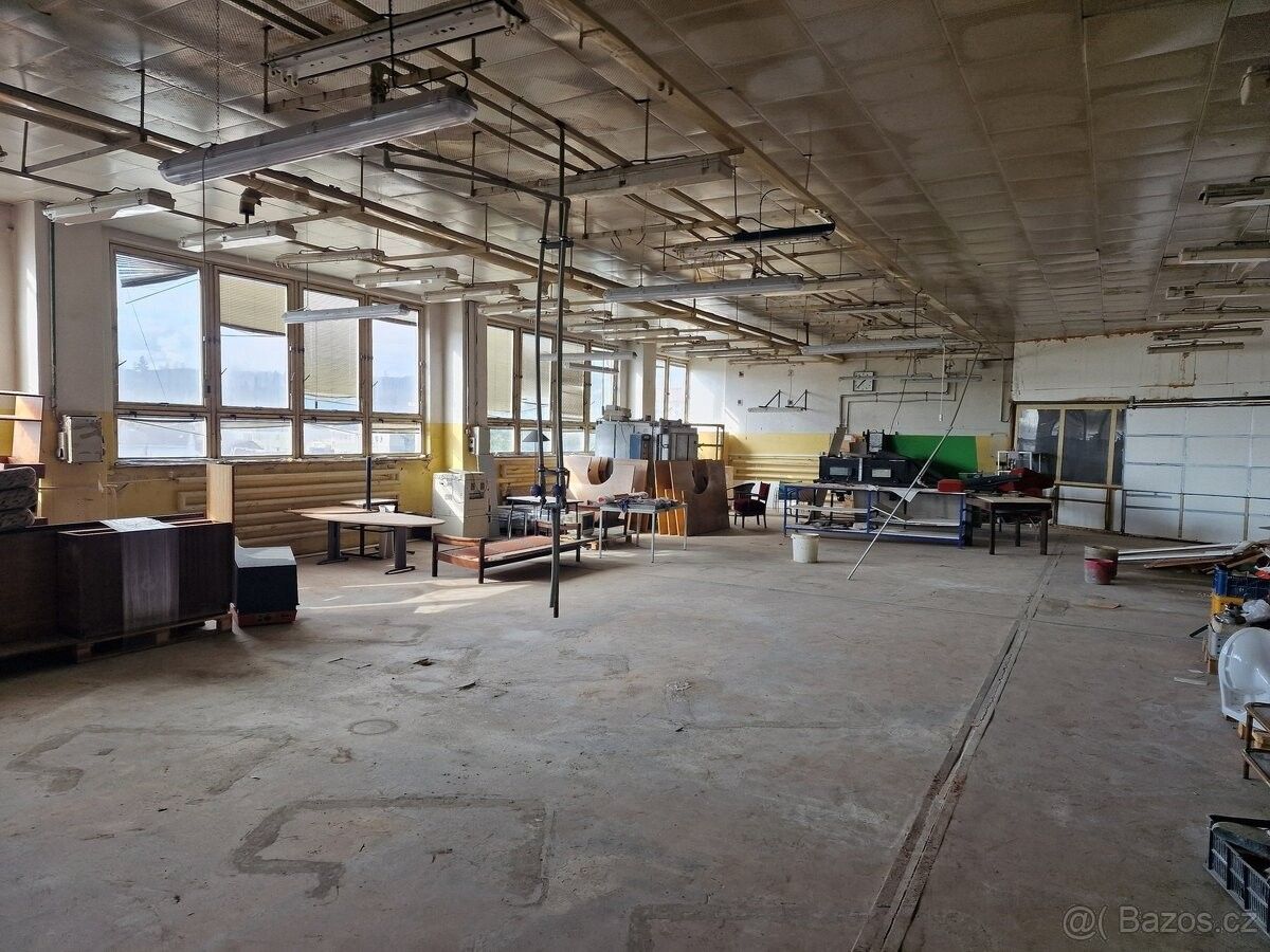 Sklady, Jihlava, 586 01