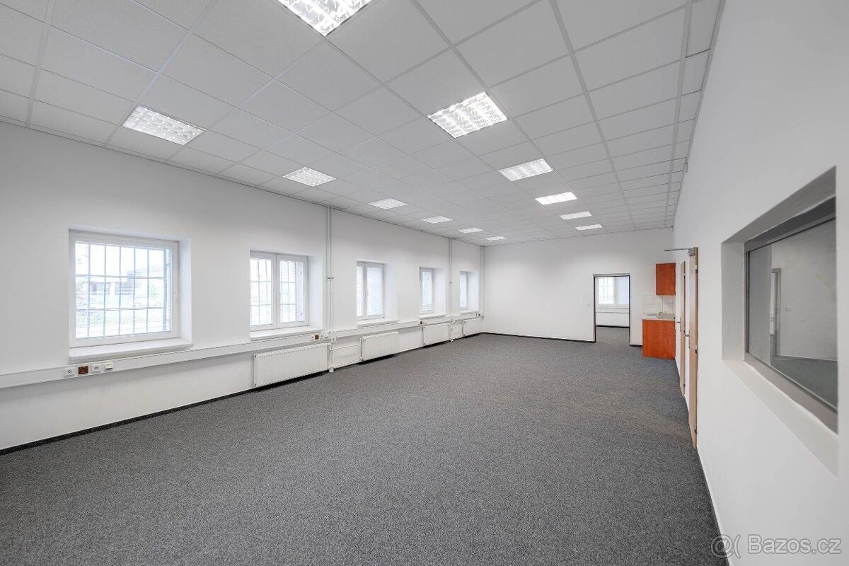 Kanceláře, Ostrava, 703 00