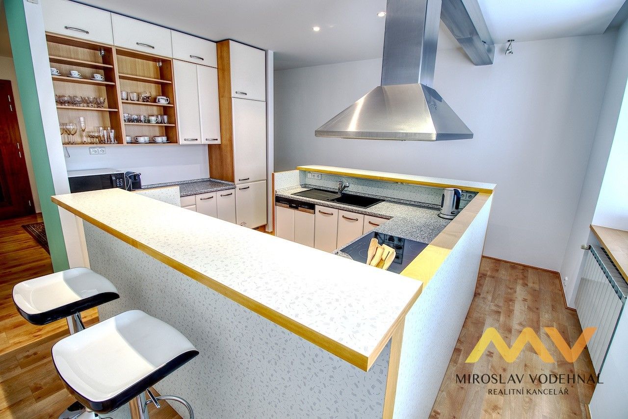 2+kk, Malé náměstí, Hradec Králové, 98 m²