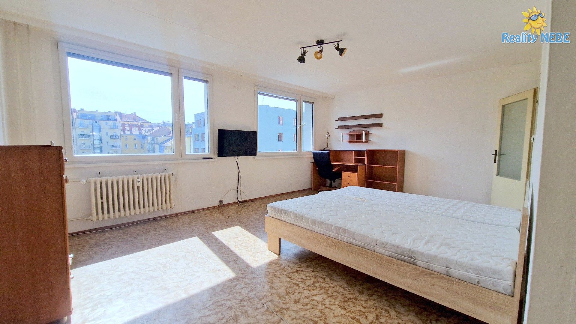 Pronájem byt 1+kk - Táboritská, Praha, 38 m²