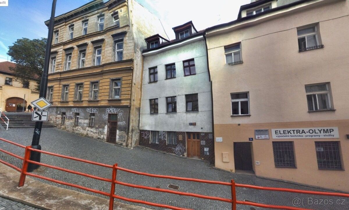 2+kk, Praha, 128 00, 50 m²