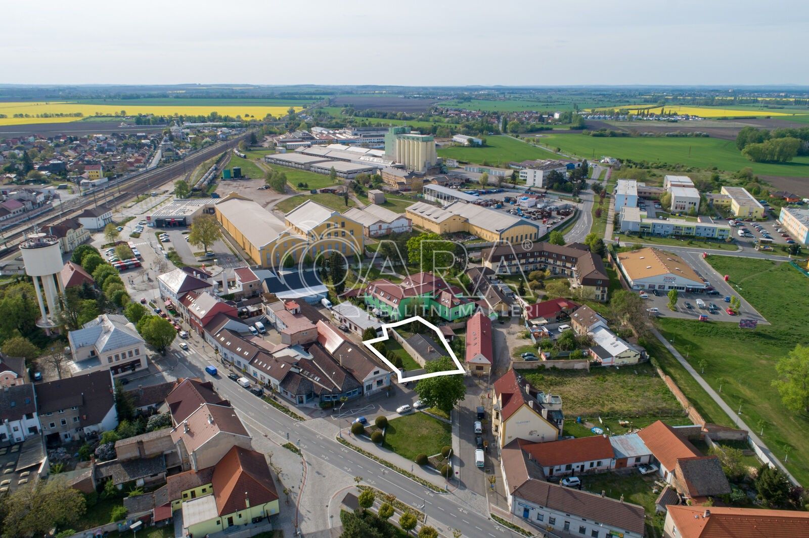 Prodej rodinný dům - Masarykovo nám., Pečky, 140 m²