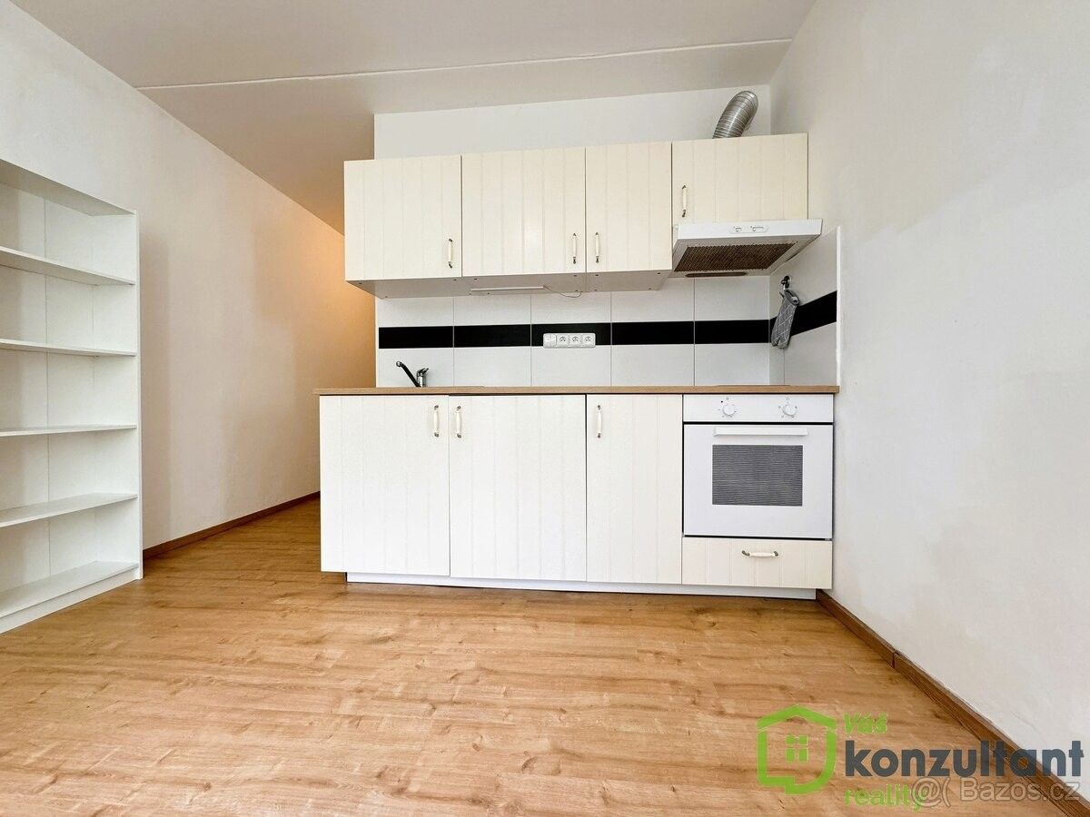 Pronájem byt 1+1 - Brno, 621 00, 35 m²