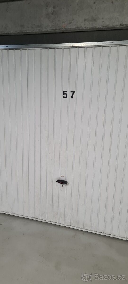 Garáže, Olomouc, 779 00