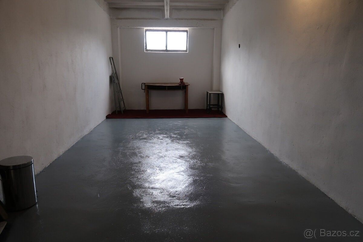 Garáže, Přerov, 750 02