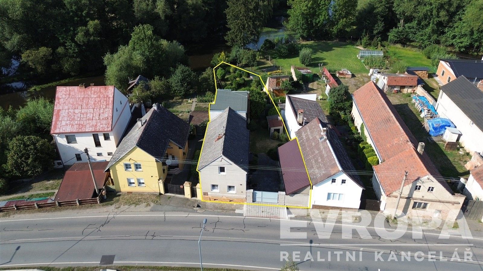 Prodej dům - Bdeněves, 185 m²