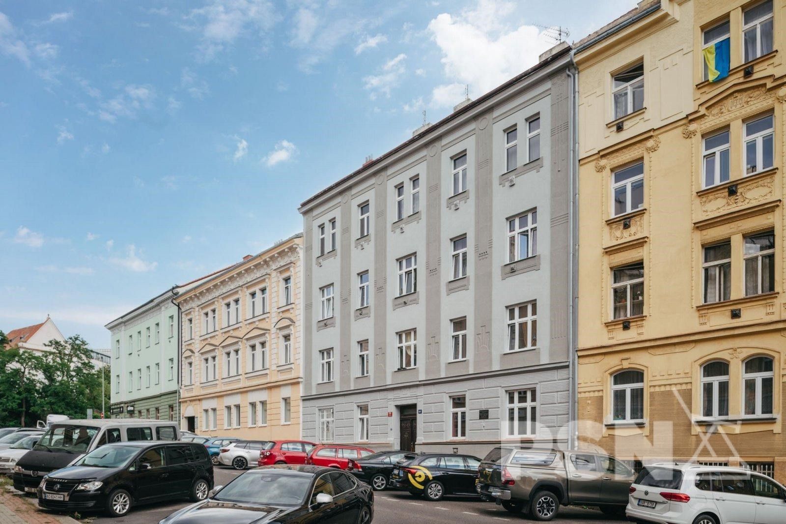 2+kk, Sinkulova, Praha, 42 m²