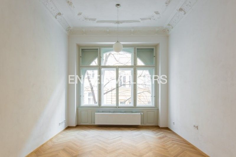 3+kk, Balbínova, Praha, 94 m²