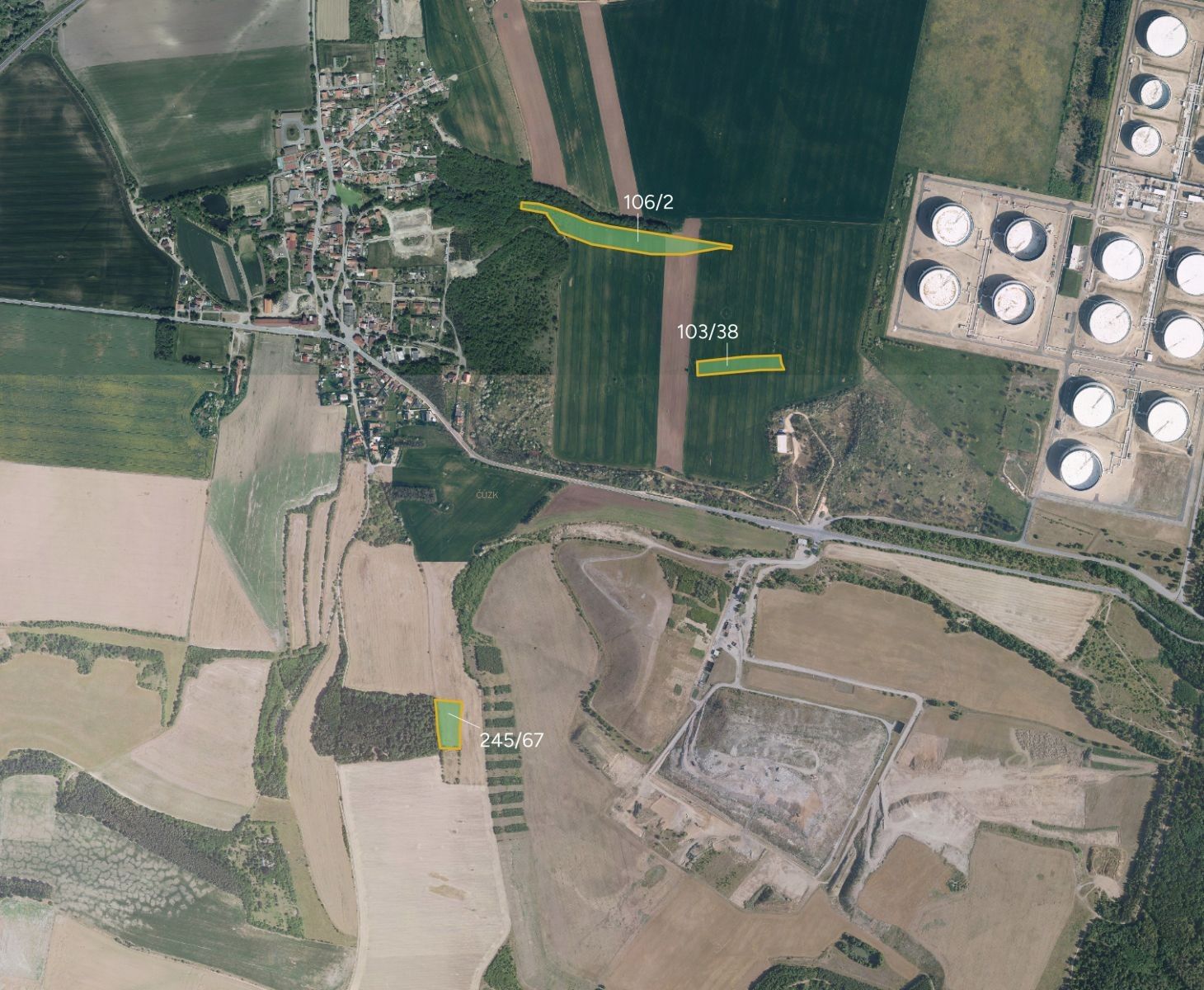 Zemědělské pozemky, Uhy