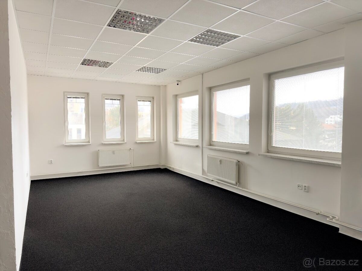 Pronájem kancelář - Vsetín, 755 01, 55 m²