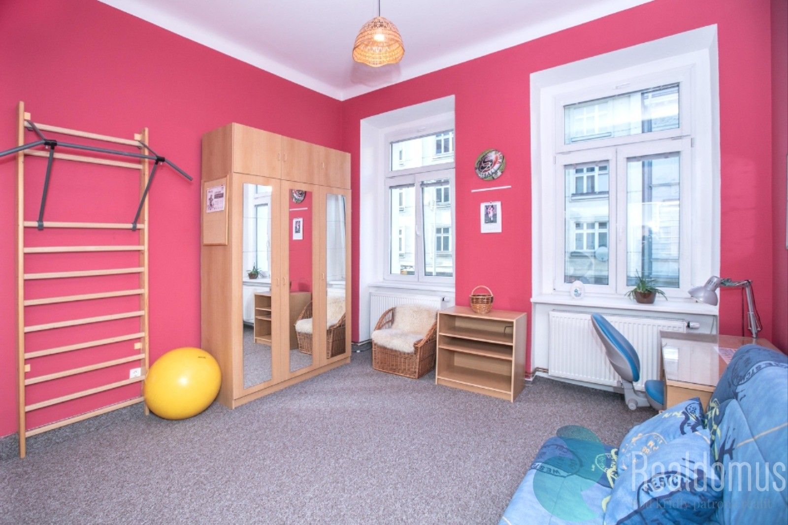 3+kk, Plzeňská, Praha, 82 m²