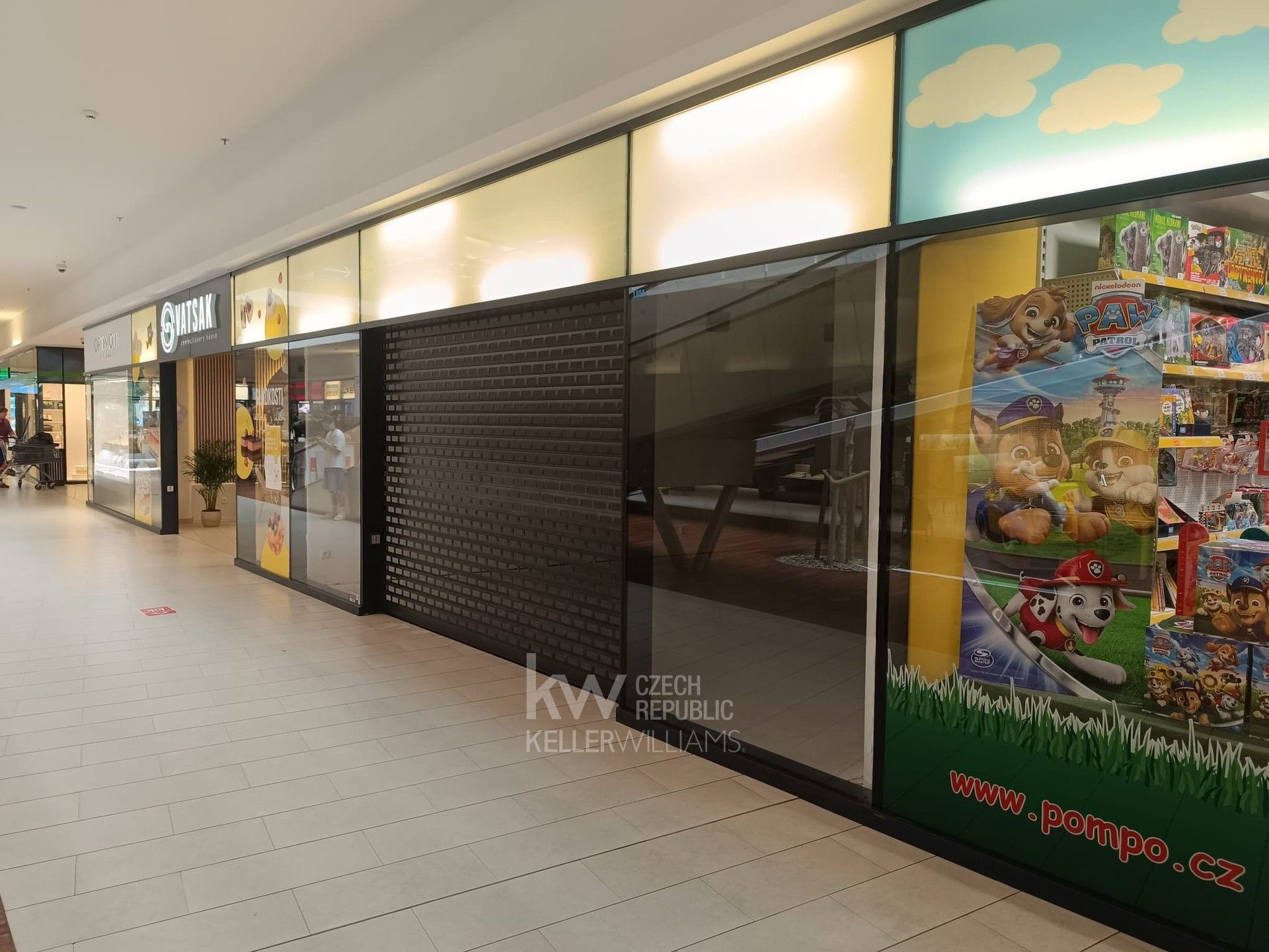 Obchodní prostory, Dukelská třída, Hradec Králové, 36 m²