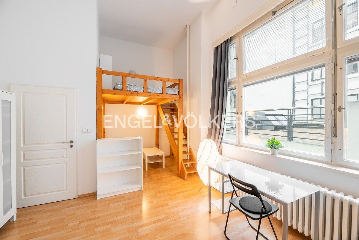 Pronájem byt 1+kk - Vladislavova, Praha, 30 m²