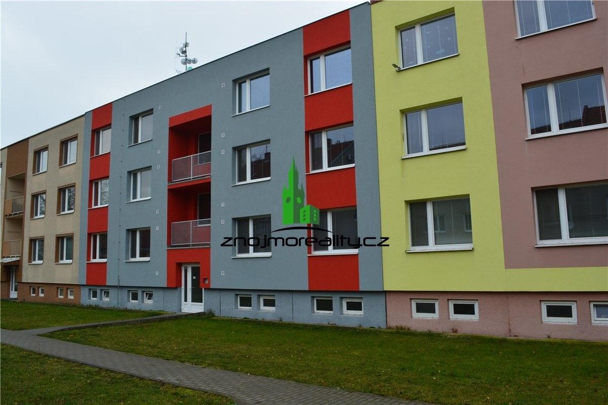 3+1, Sídliště, Hodonice, 72 m²