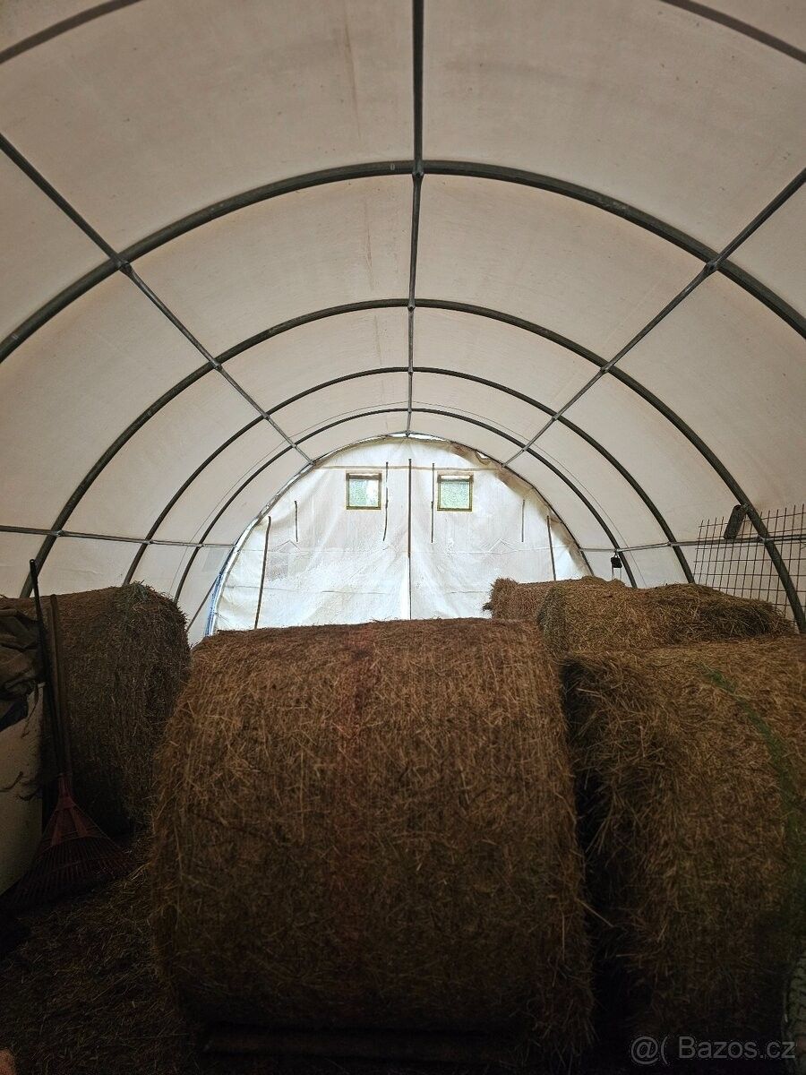 Sklady, Stachy, 384 73