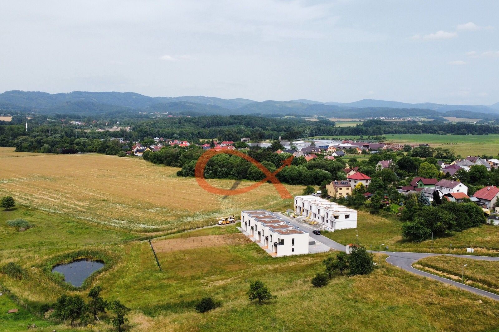 Rodinné domy, Hrachovec, Valašské Meziříčí, 85 m²