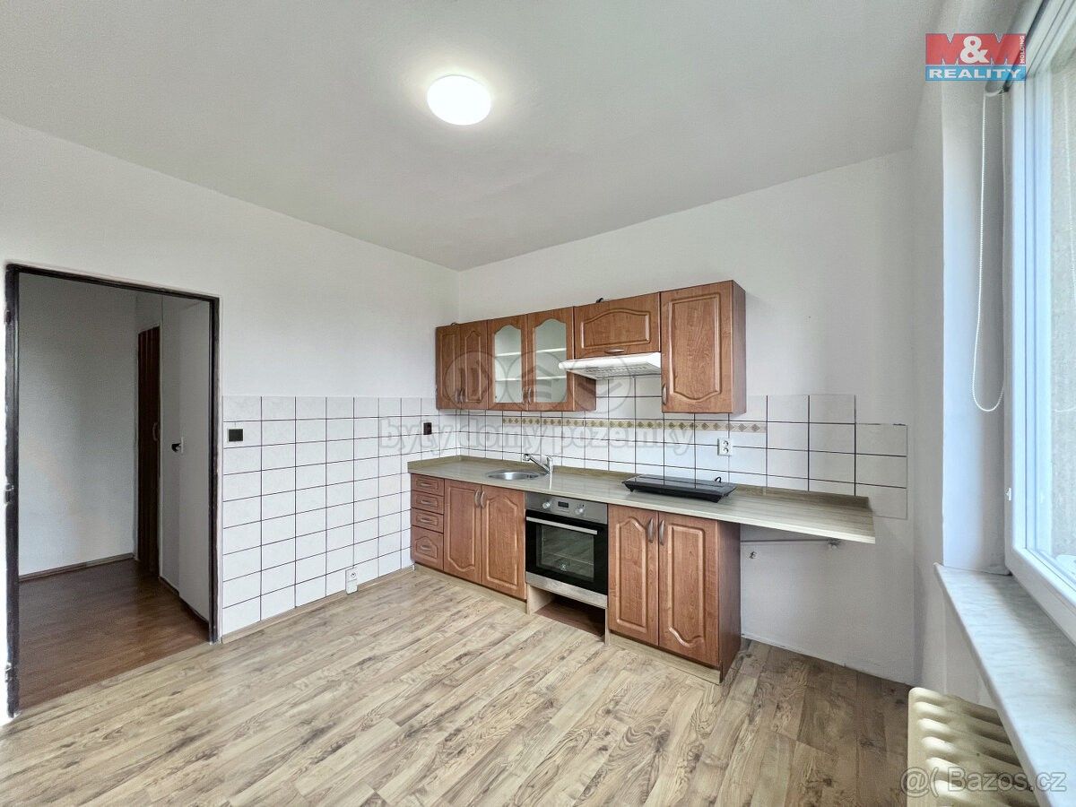 Prodej byt 1+1 - Orlová, 735 14, 40 m²