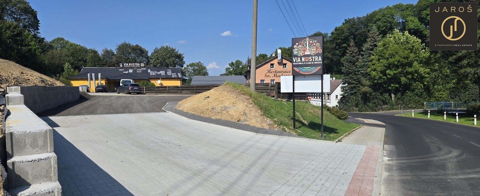 Obchodní prostory, Petrovice, 450 m²